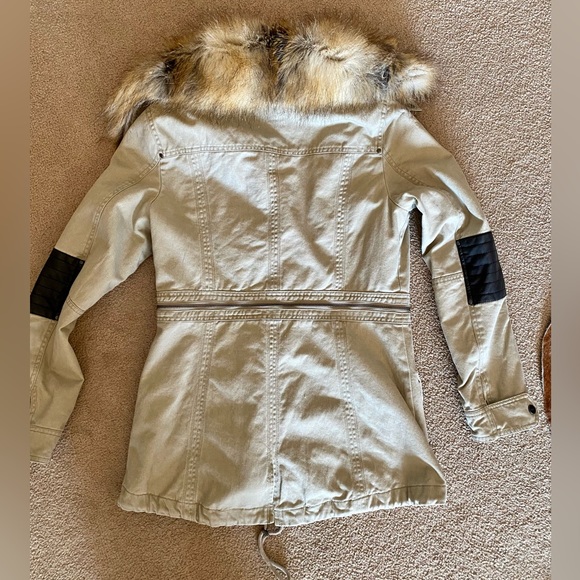 BNCI Utility Style Cargo Coat with Faux Fur - Picture 5 of 10